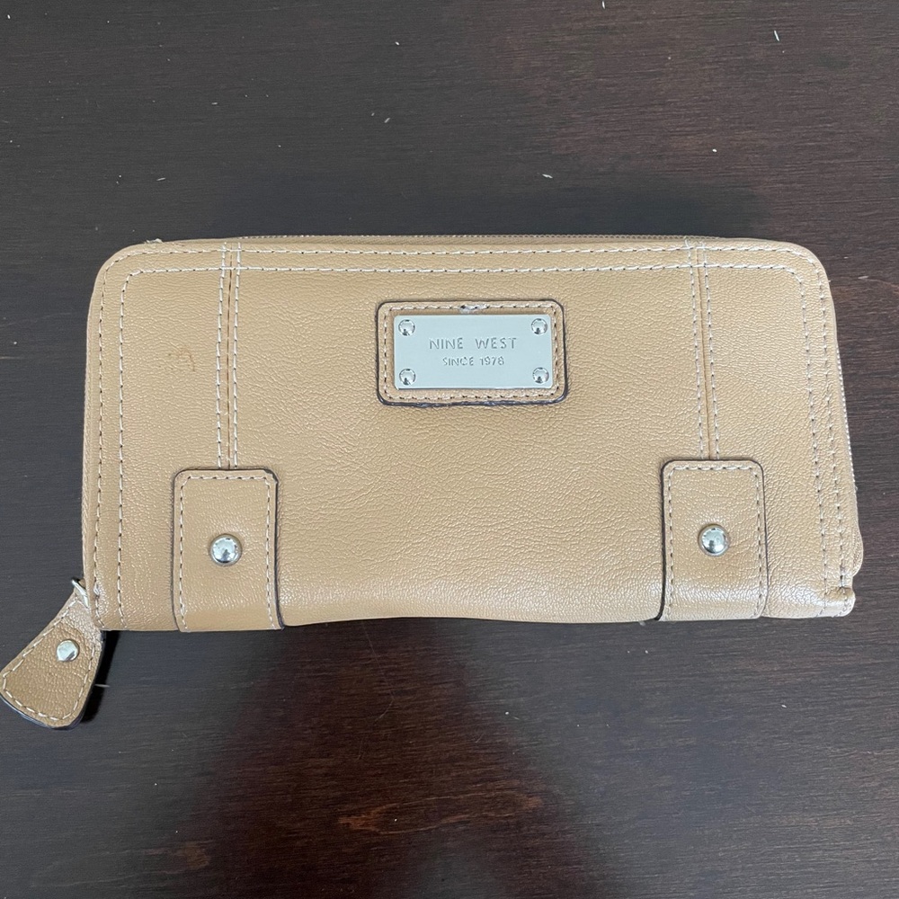 Nine West Wallet/Clutch